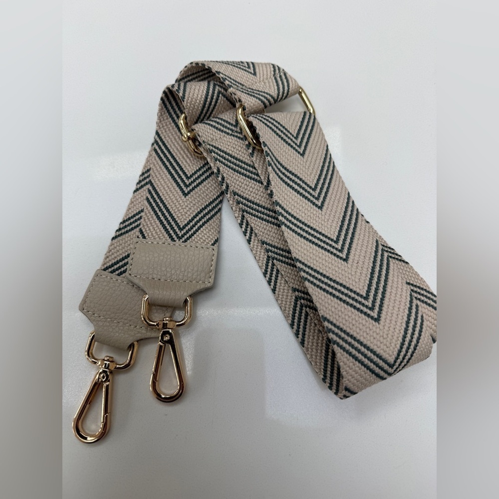 Chevron Pattern Bag/IPhone Strap with Gold Hardware - Picture 4 of 7